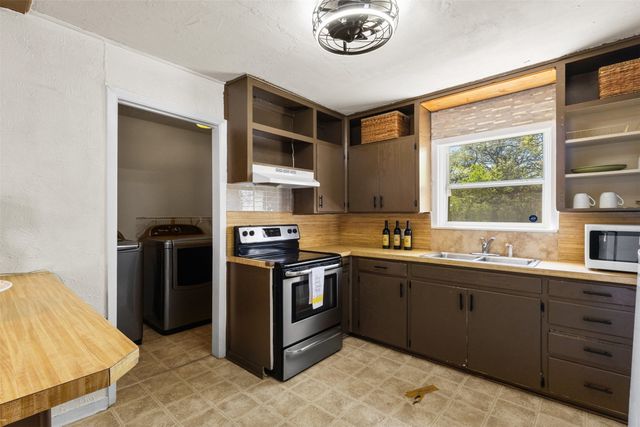 1610 Irvin Street, Bridgeport, TX 76426