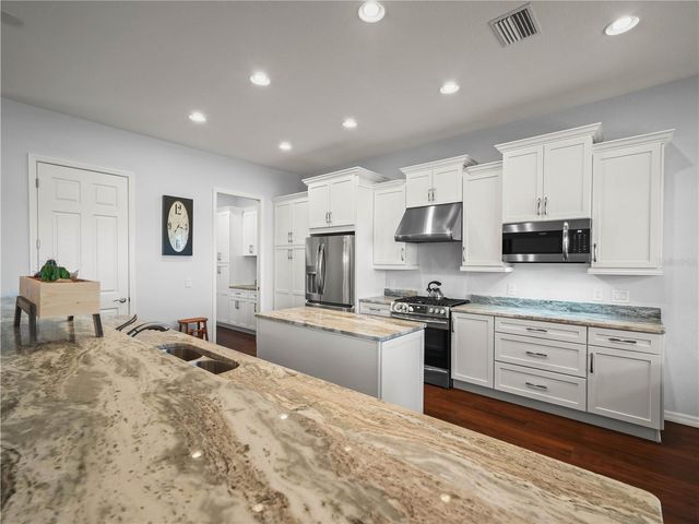 6216 PINEHURST LOOP, Winter Haven, FL 33884