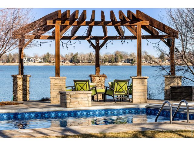 1502 Westshore Dr, Loveland, CO 80538