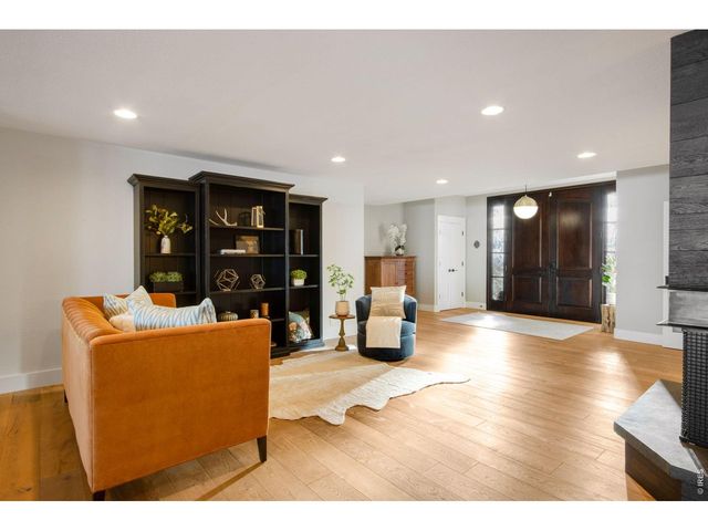 1502 Westshore Dr, Loveland, CO 80538