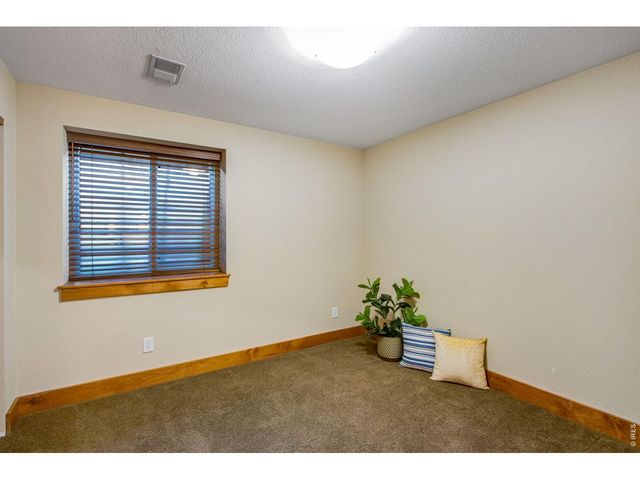 1502 Westshore Dr, Loveland, CO 80538