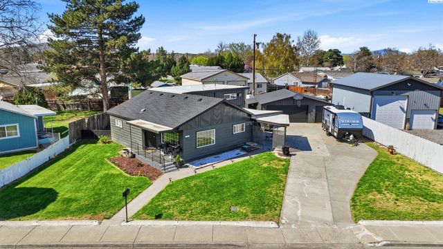 1207 Sanford Ave, Richland, WA 99354