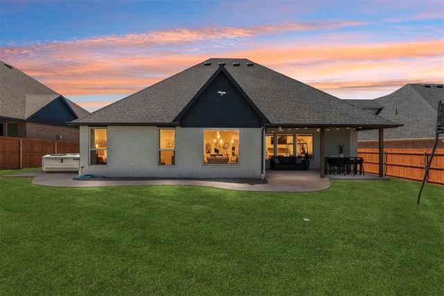 8701 Beechgrove Drive, Arcadia, OK 73007