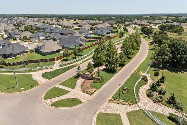 8701 Beechgrove Drive, Arcadia, OK 73007