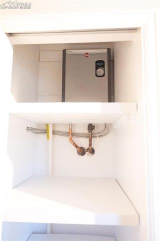 342 Mount View Lane, Colorado Springs, CO 80907