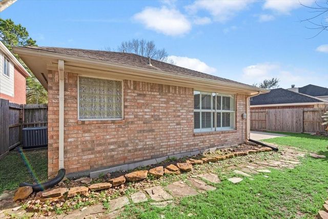 11714 Mesa Wells Drive, Tomball, TX 77377