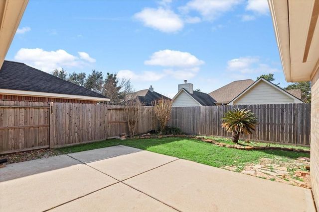 11714 Mesa Wells Drive, Tomball, TX 77377