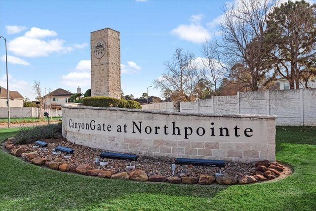 11714 Mesa Wells Drive, Tomball, TX 77377