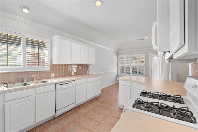 11714 Mesa Wells Drive, Tomball, TX 77377