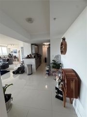 1871 NW S River Dr 1502, Miami, FL 33125