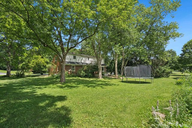 8315 Waterswolde Lane, Fort Wayne, IN 46825