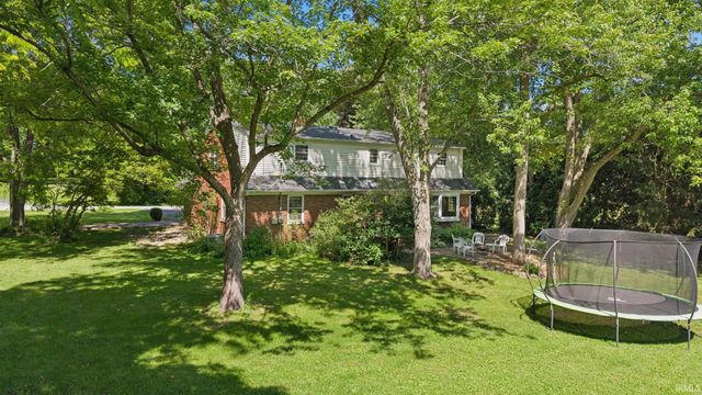 8315 Waterswolde Lane, Fort Wayne, IN 46825