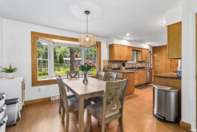 8315 Waterswolde Lane, Fort Wayne, IN 46825