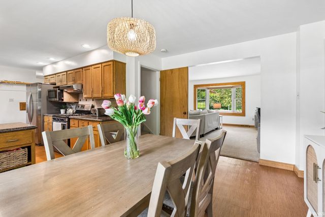 8315 Waterswolde Lane, Fort Wayne, IN 46825