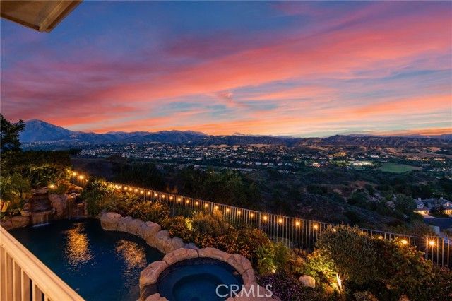 8 Panorama, Laguna Hills, CA 92679