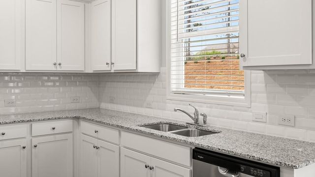 318 Thompson Ridge Lane, Dallas, GA 30132