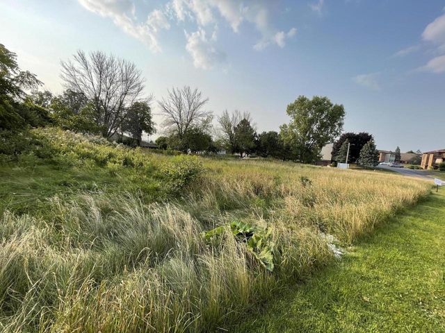 335 W ST JOSEPH STREET, Allouez, WI 54301
