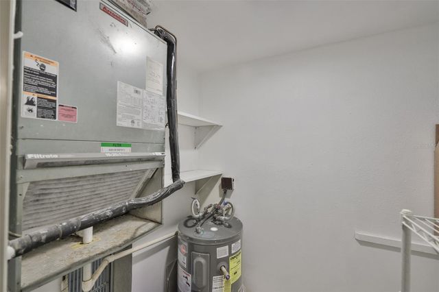 801 83RD AVENUE N 118, St Petersburg, FL 33704