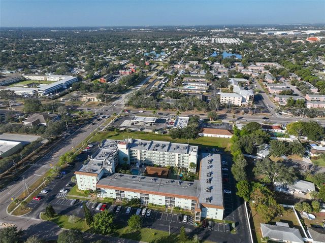 801 83RD AVENUE N 118, St Petersburg, FL 33704