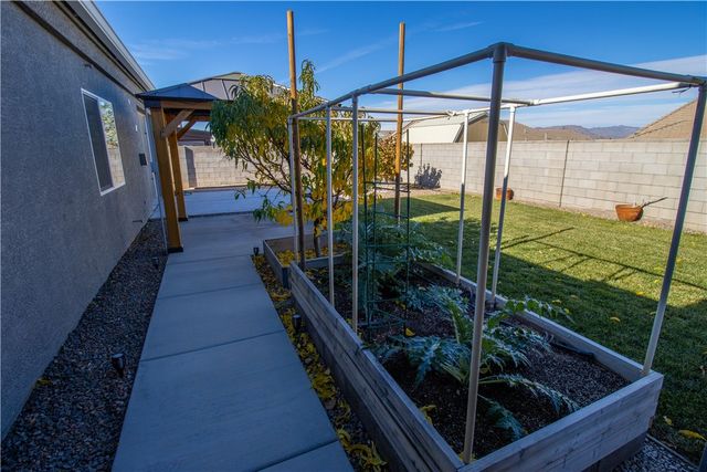 3323 Brenda Avenue, Kingman, AZ 86401