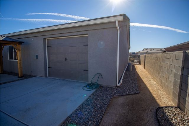 3323 Brenda Avenue, Kingman, AZ 86401
