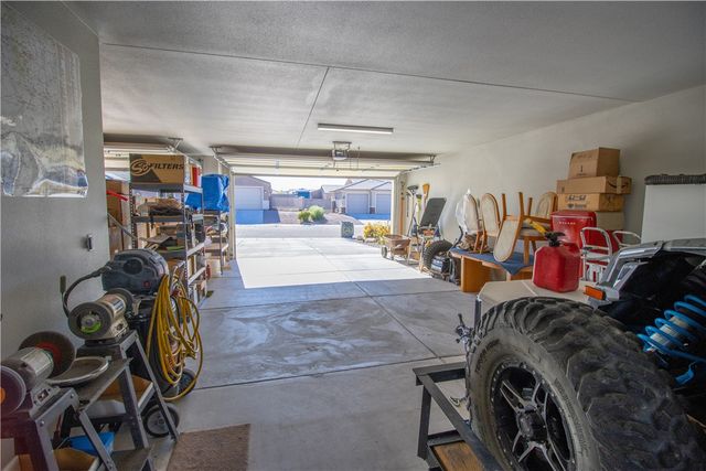 3323 Brenda Avenue, Kingman, AZ 86401