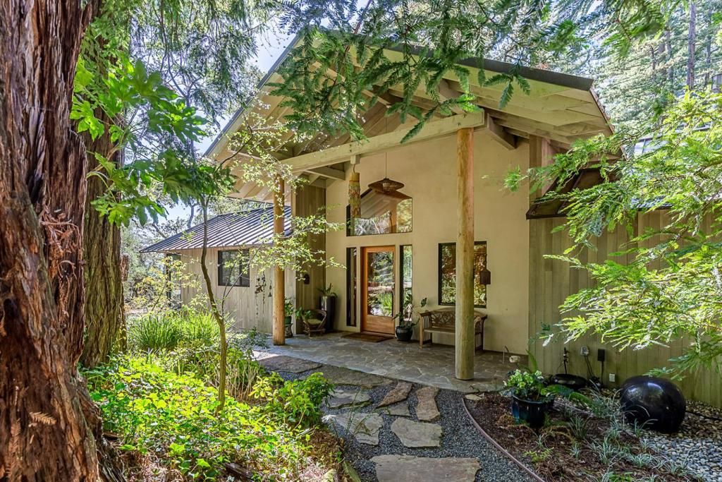 Image 1 of property listing at 1100 Old La Honda Road, Woodside, CA 94062