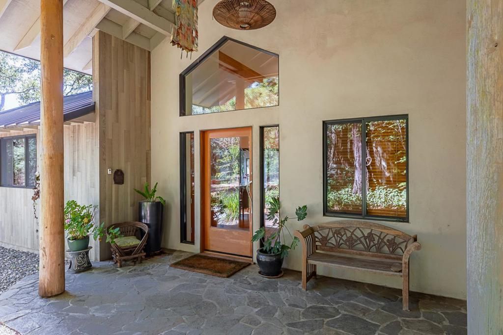 Image 2 of property listing at 1100 Old La Honda Road, Woodside, CA 94062