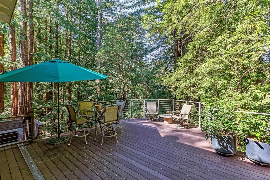 Image 8 of property listing at 1100 Old La Honda Road, Woodside, CA 94062