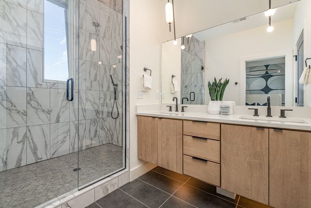 1009 Summit Ave, Nashville, TN 37203