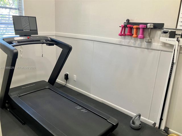 5681 SW 2nd Ct 105, Margate, FL 33068