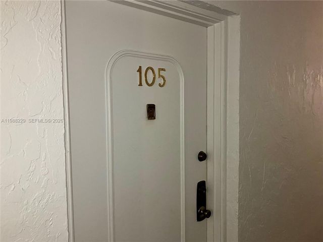 5681 SW 2nd Ct 105, Margate, FL 33068