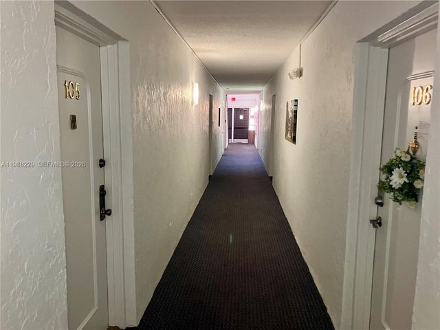 5681 SW 2nd Ct 105, Margate, FL 33068