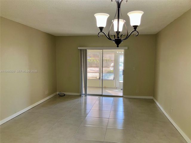 5681 SW 2nd Ct 105, Margate, FL 33068