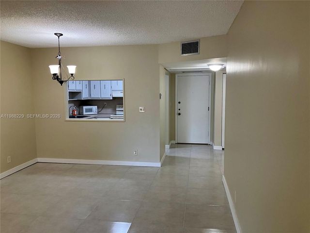 5681 SW 2nd Ct 105, Margate, FL 33068