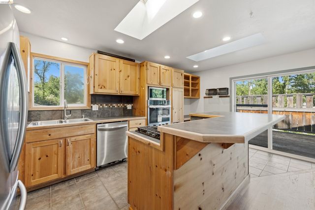 20485 Soulsbyville Rd, Soulsbyville, CA 95372