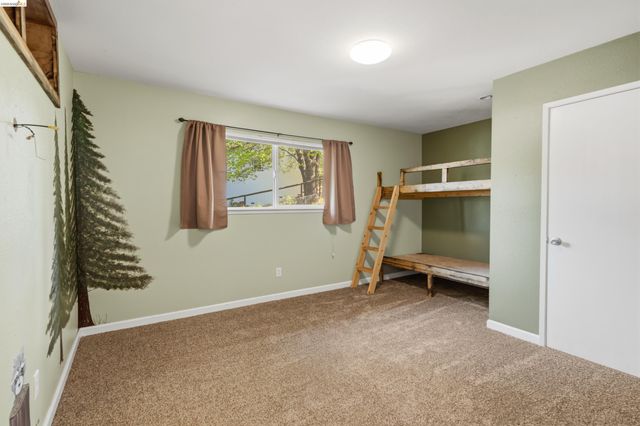 20485 Soulsbyville Rd, Soulsbyville, CA 95372