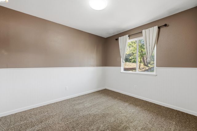 20485 Soulsbyville Rd, Soulsbyville, CA 95372