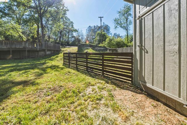 20485 Soulsbyville Rd, Soulsbyville, CA 95372