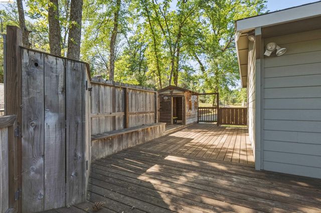 20485 Soulsbyville Rd, Soulsbyville, CA 95372