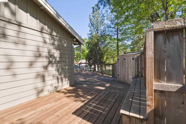 20485 Soulsbyville Rd, Soulsbyville, CA 95372