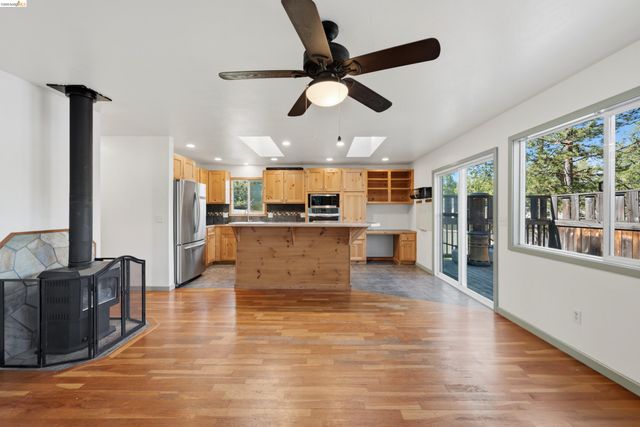 20485 Soulsbyville Rd, Soulsbyville, CA 95372