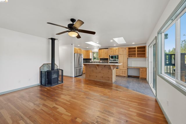 20485 Soulsbyville Rd, Soulsbyville, CA 95372