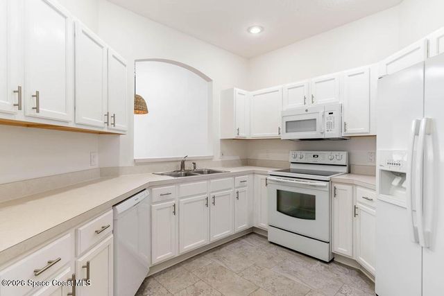 107 Mar Brisa Court U-107, Satellite Beach, FL 32937
