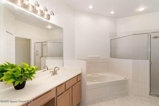 107 Mar Brisa Court U-107, Satellite Beach, FL 32937