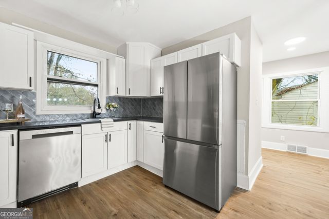 819 Blossom Street SW, Atlanta, GA 30310