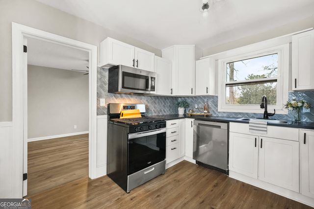 819 Blossom Street SW, Atlanta, GA 30310