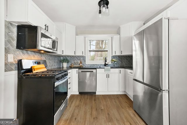 819 Blossom Street SW, Atlanta, GA 30310