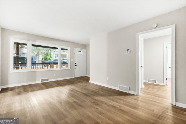 819 Blossom Street SW, Atlanta, GA 30310