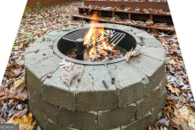 819 Blossom Street SW, Atlanta, GA 30310